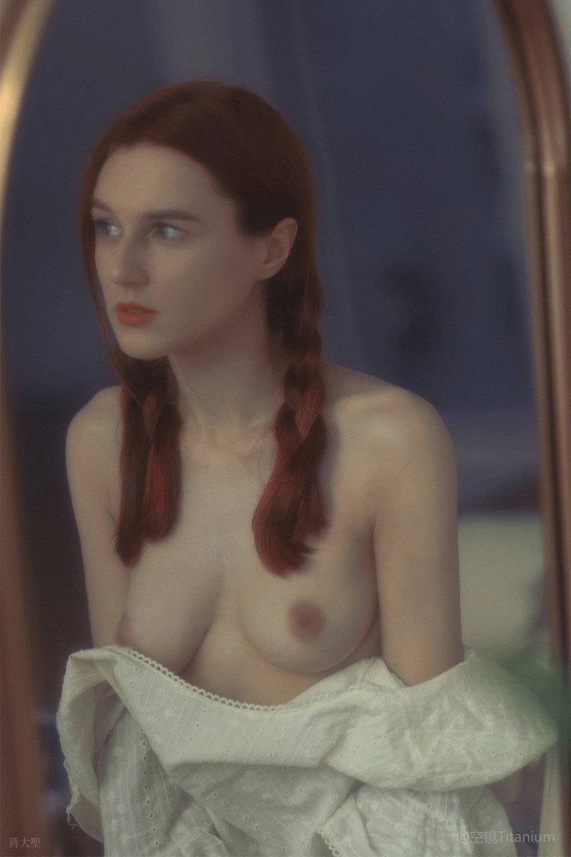 “An illusion reality”

摄影: @kjtitanium_

#油画写真 #私房寫真 https://t.co/7WpovLGWt3