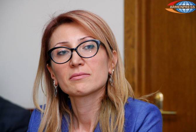 MassisPost's tweet photo. Երեւանի Մէջ Իշխանափոխութեան Բոլոր Հնարաւորութիւնները Կան. Մանէ Թանդիլեան - https://t.co/HrjXi3MbcV #armenia #armenian https://t.co/dC5wbiQkJU