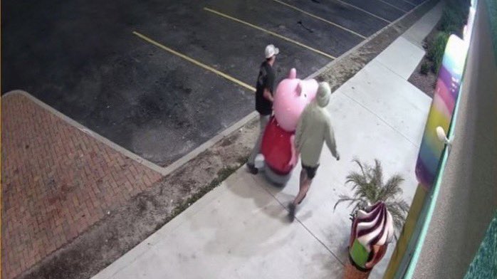 Barstooldmv's tweet photo. Police in Ocean City Maryland were looking for 3 guys accused of stealing the Peppa Pig from outside a candy store.

Police found Peppa and returned her home. https://t.co/BDbC2gQXUQ