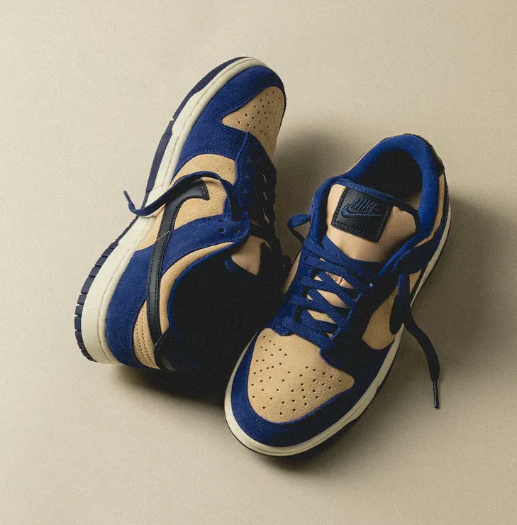 The Nike Dunk Low "Blue Suede" releases tomorrow at 10am ET

Link -> bit.ly/35bPgFT