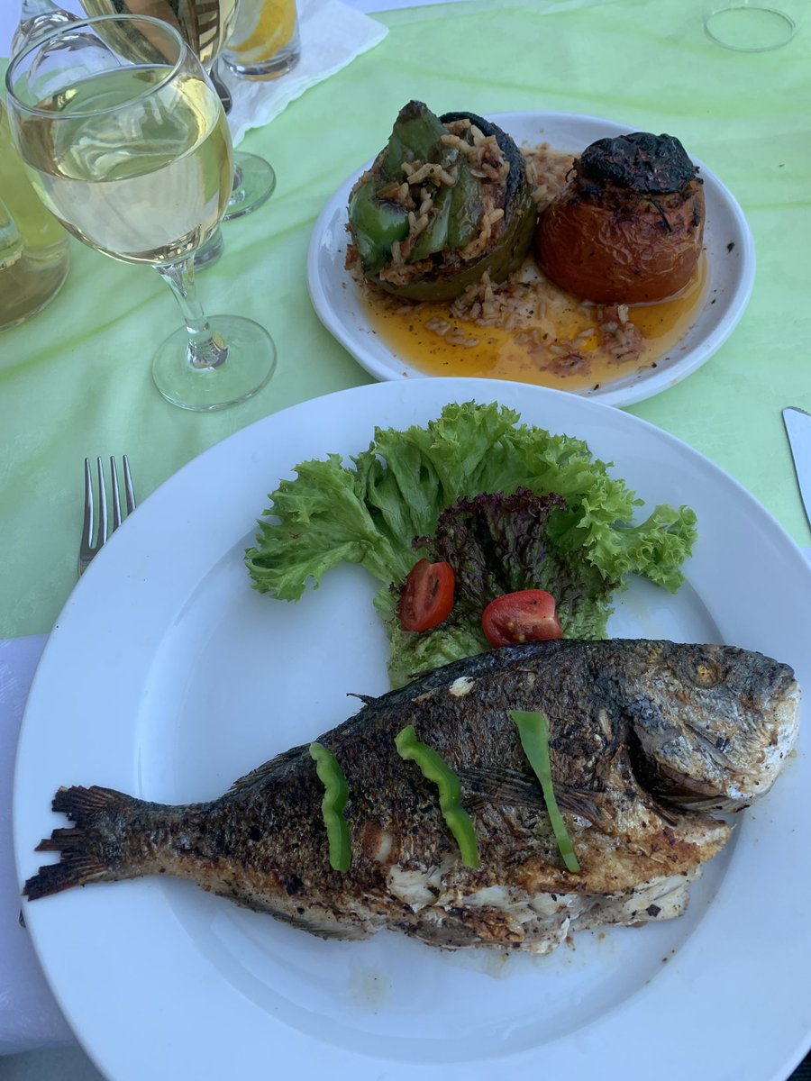stylewithgrace's tweet photo. #greekcuisine of lavraki (Mediterranean #seabass ) #stuffedpepper #stuffedtomato & #wine
#alfresco on the #daskaliobeachhotel #terrace https://t.co/49pGjPn9uY
