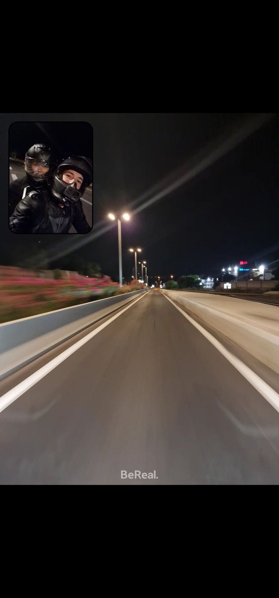 guillaume_blmt's tweet photo. Cheat code Tinder : avoir une moto https://t.co/DPkTfRKgTF