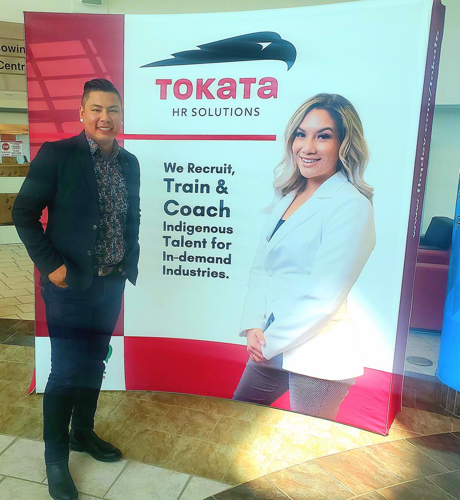 Ntawnis_Elyse's tweet image. Lots happening @ @FNUNIVCAN today! Including a gathering for Tokata HR Solutions celebrating w their employees &amp;amp; investors today. #TokataHRSolutions helps Indigenous people find meaningful employment by focusing on recruiting &amp;amp; training Indigenous talent for in-demand industries.
