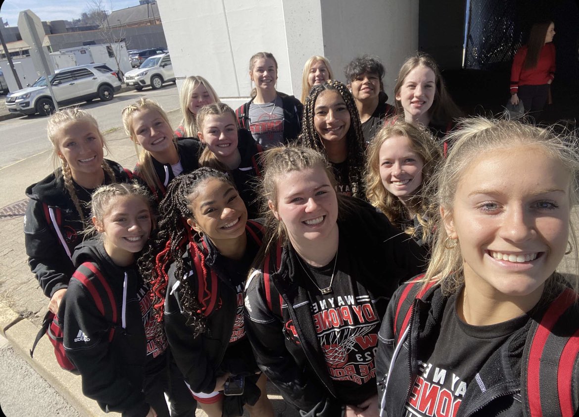 BrooksLaneigh's tweet photo. My team will be playing in the Best of Maryland tournament Wednesday through Saturday. If you plan on coming check out our team for some great talent!!@WHS_girlsball https://t.co/pM2U3vRx4m
