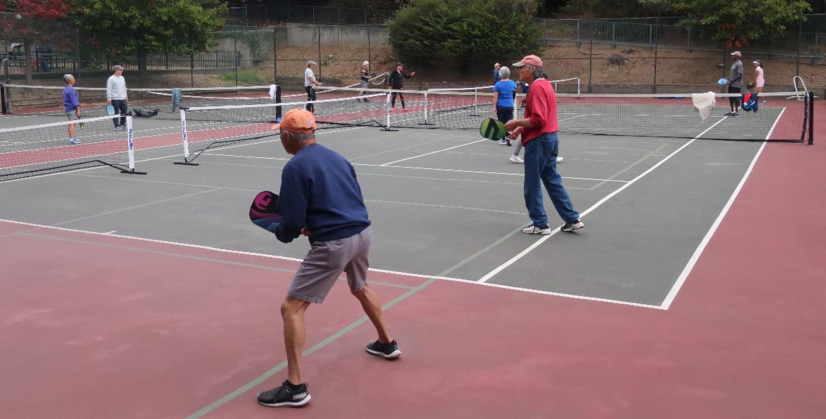 How has the pickleball trial at Beach courts affected your recreational activity choices? 

Let us know by completing a brief online survey, available at piedmont.ca.gov/PickleballSurv….