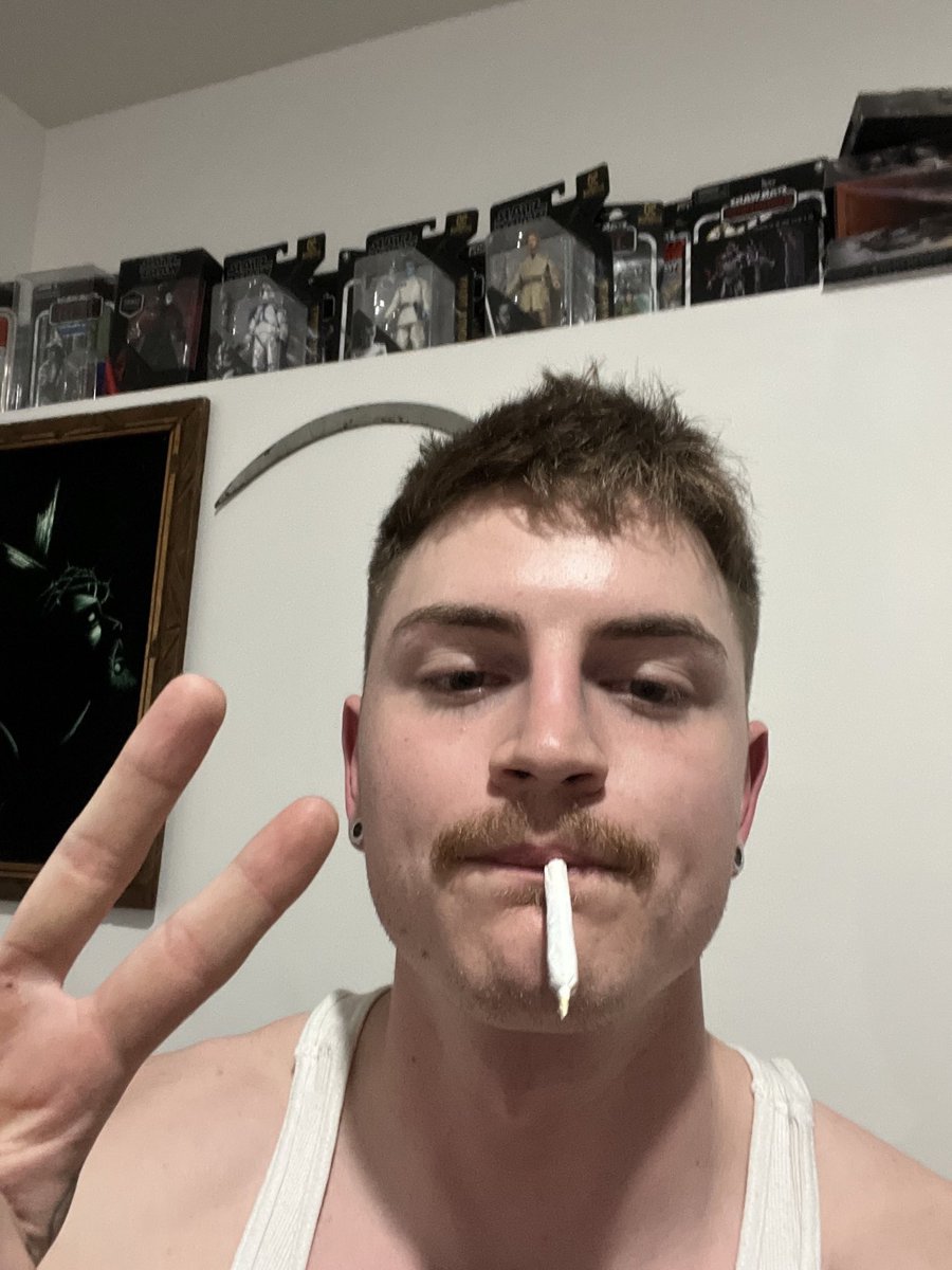 darthcarnzo's tweet photo. That was a solid break from Twitter ! Learned so much… but mostly that all the other socials are actual dog water in comparison https://t.co/W1wNr1qeLp