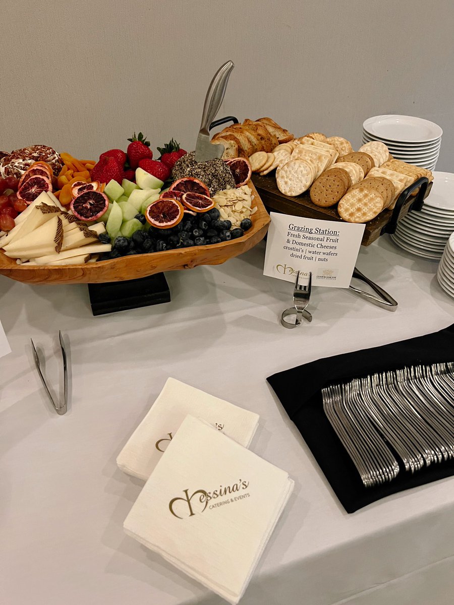 Messina's Catering tweet media