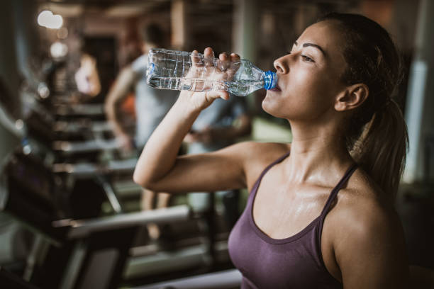#Tip: Make sure you drink enough water during the day. Since the body loses around 2 quarts of fluids daily, drinking water will help you keep hydrated and faster your metabolism.