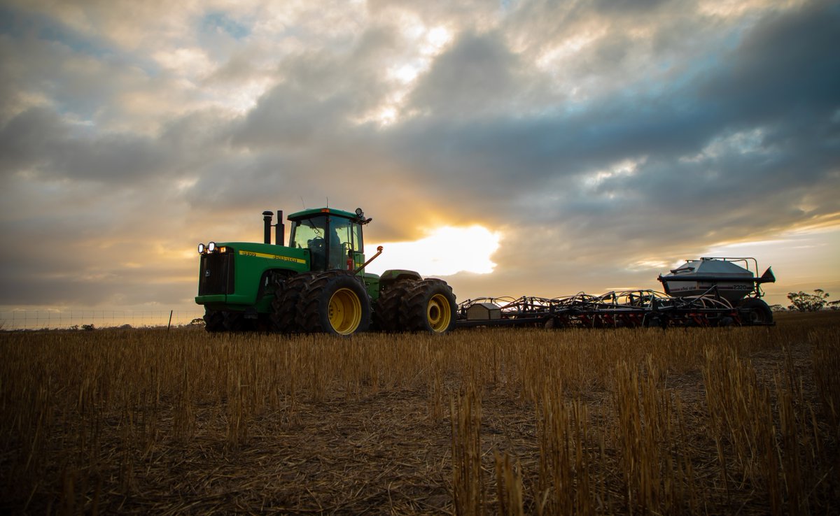 Victorian farmers 📣 Are you in a dispute with your creditor over farm debt? Before a creditor can start debt recovery on a farm mortgage, they must offer to undertake #mediation with the #farmer to try to negotiate a fair agreement: bit.ly/2TvsMdn <a href="/VicGovAg/">Agriculture Victoria</a> <a href="/VicFarmers/">Victorian Farmers Federation (VFF)</a>
