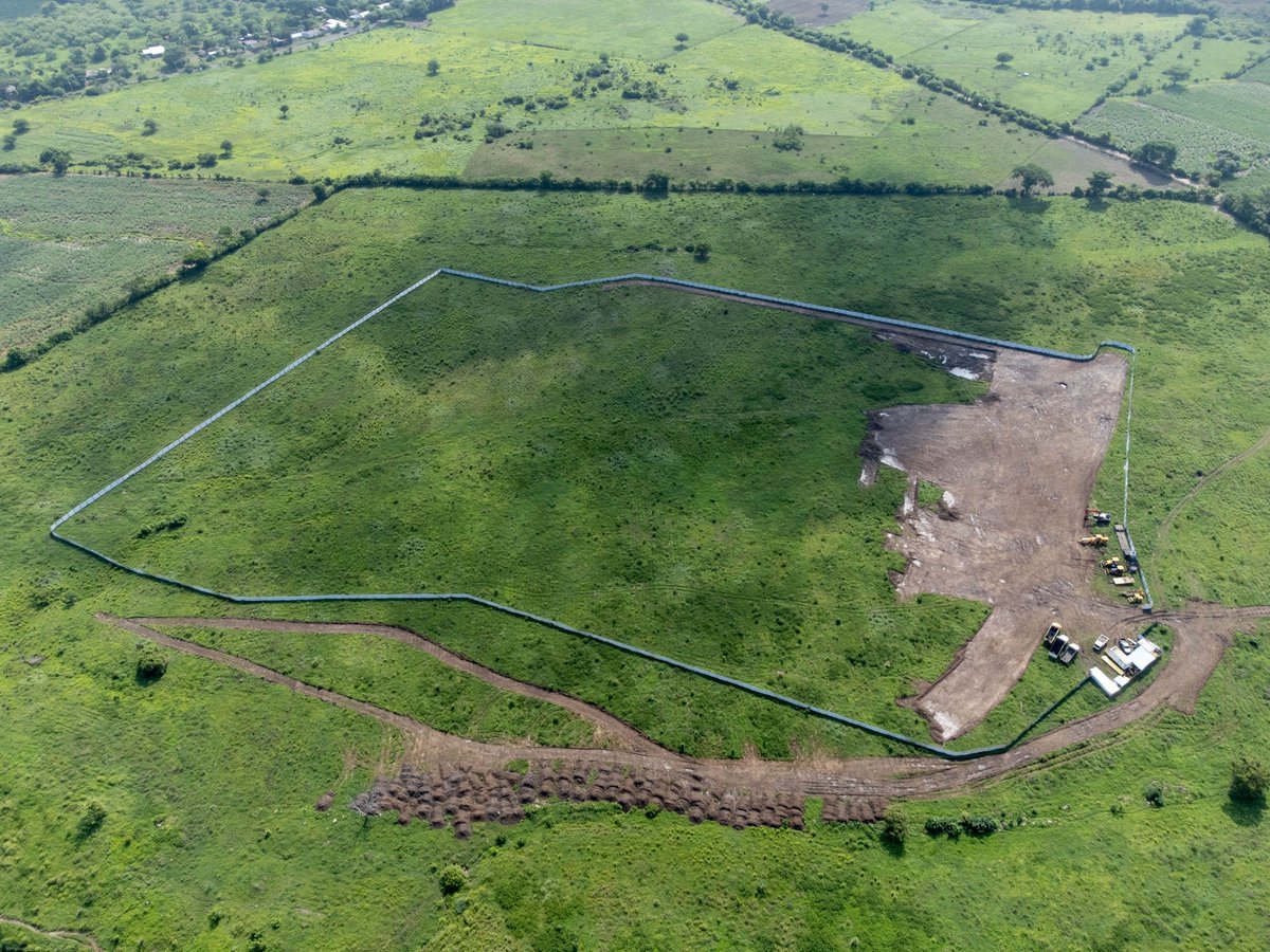 🚨¡Denuncia de las comunidades! 
Queremos informarles que la empresa Avícola Salvadoreña ha comenzado los trabajos de instalación del proyecto Granja Suchitlán sin los permisos correspondientes de la Alcaldía de #Suchitoto.