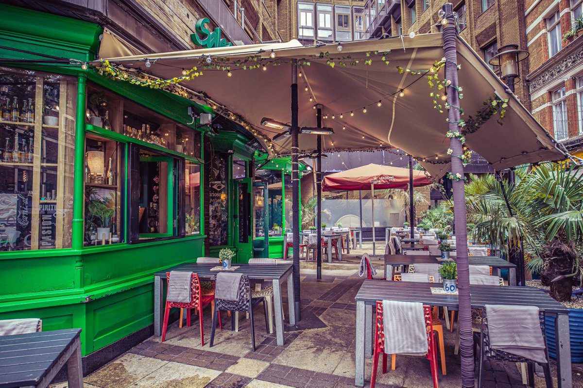 Bar_Salsa's tweet photo. #alfresco #dining #cocktails #London #HappyHr 4-8pm https://t.co/9blJGxsrmj #clubbing till late . @Alfresco @londonbars1 @londoncocktail @TNLLondon @LondonBarsRest @DesignMyNight @LondonSalsacouk #Gardens in LDN. @TimeOutLondon https://t.co/PiWZg6fC3I