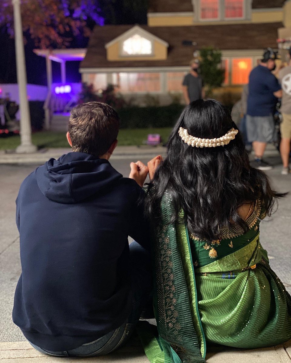NHIEBR's tweet photo. Ben Gross and Devi Vishwakumar 💚 https://t.co/JJ1e0zMg0Q