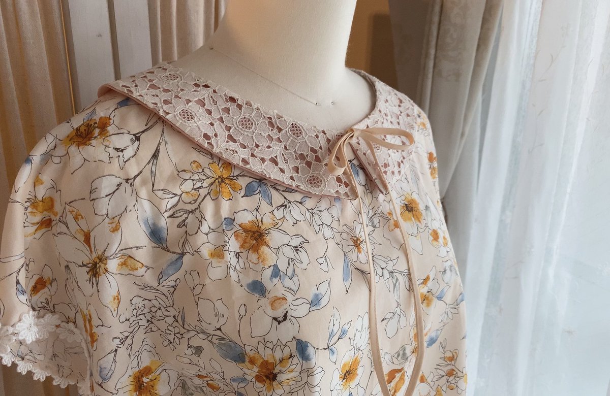 表と裏で使える付け衿作りました https://t.co/RIIVyZD0I6