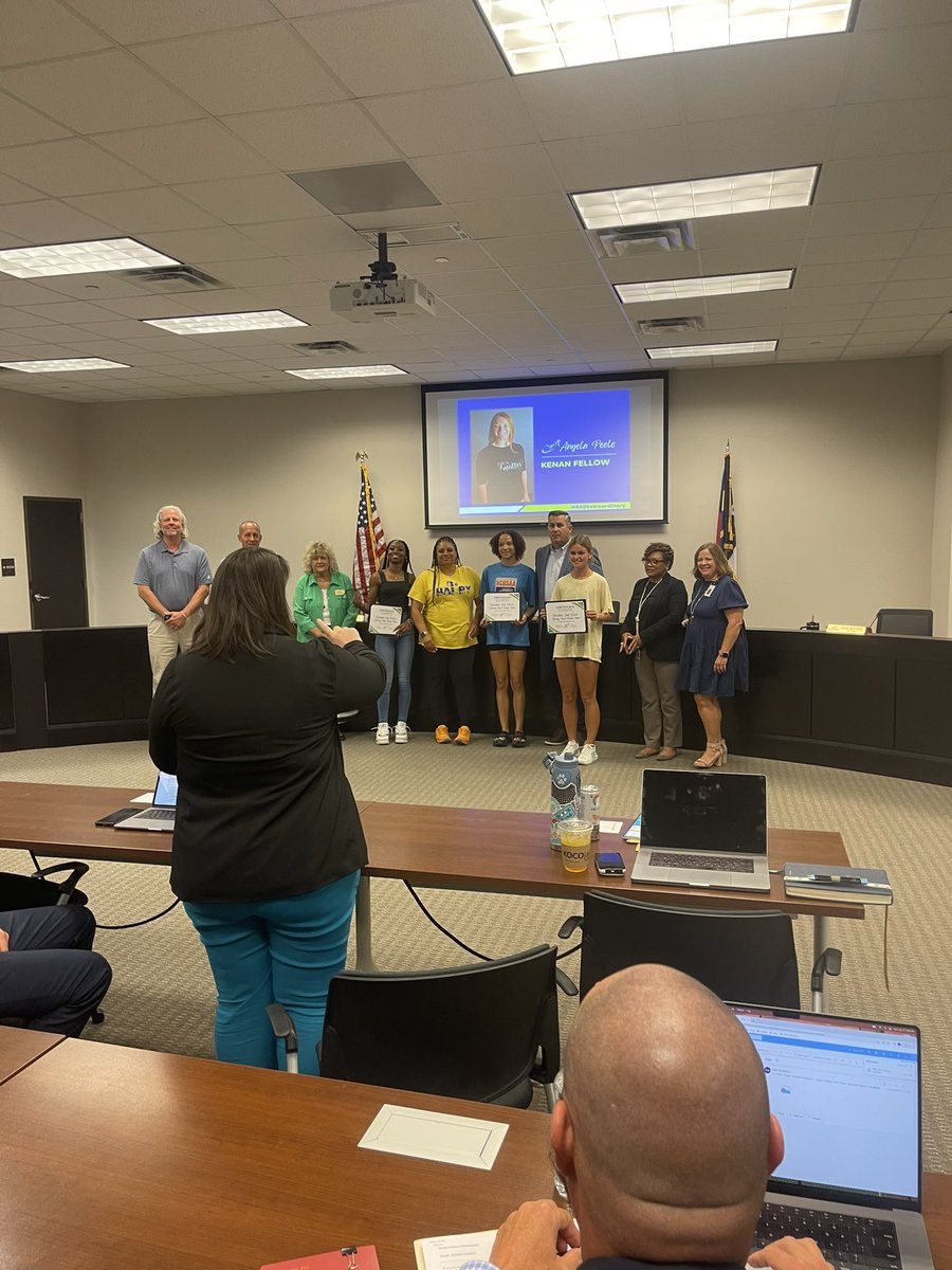 SHSHornetstrack's tweet photo. Thank you @RSSNCAthletics @for recognizing our girl's 4 x 400 state championship team today!  

@SHS_Hornets @mikelondonpost3 @NCRunners @NCHSAA https://t.co/4EP5uFiVdQ