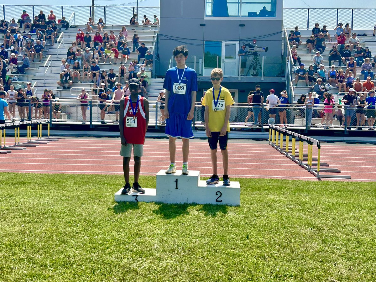 Shout out to DeRay who finished Track &amp; Firld provincials today with a bronze in the long jump and a gold in the 100m ! Way to go DeRay we’re so proud of you !