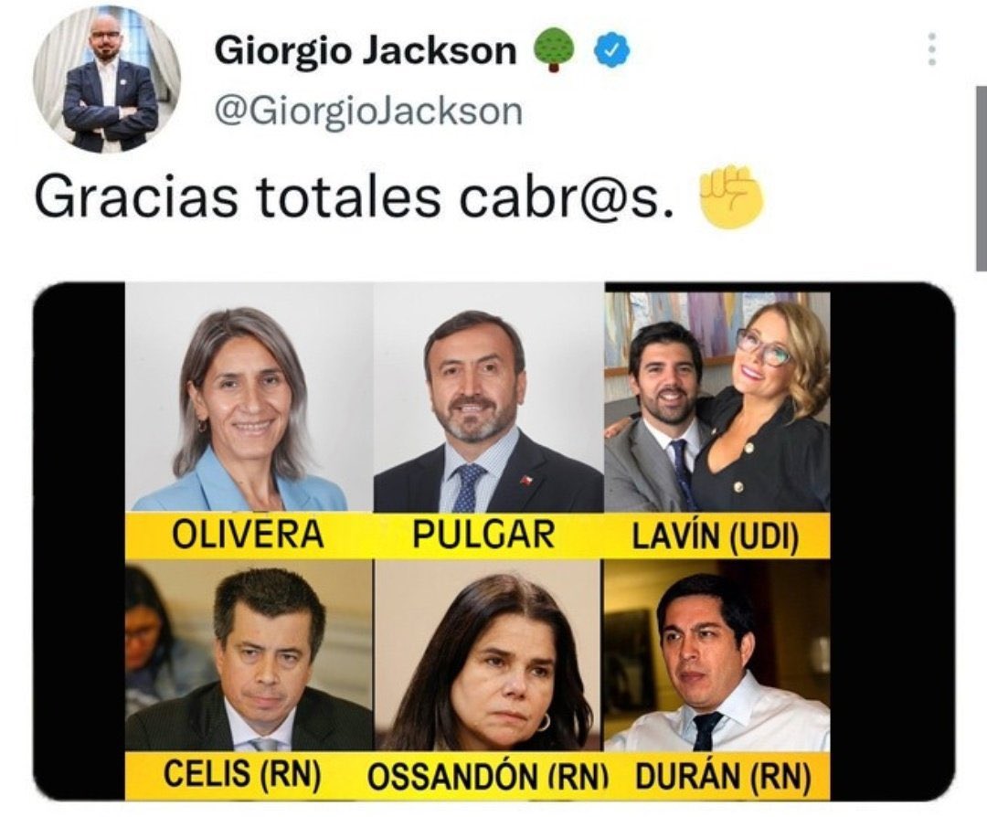 medixi's tweet photo. 🔴Es muy imperioso q @PRChile ganen las próximas elecciones‼️ No podemos esperar NADA d ChileVamos.
Me INDIGNA saber q HOY no tenemos mayoría😡 y estos traidores no están con lo q quiere la gente, salvaron a Jackson, Tohá y ahora a la Aguilera y tal vez a Avila😡
Así no se puede. https://t.co/DJYPlFZryD