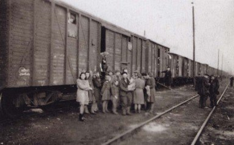 14 June 1941: The #Soviets begin the first of multiple mass deportations of #Estonians, #Latvians and #Lithuanians to Kirov Oblast, Novosibirsk Oblast and to #prisons. Some were shot instead of deported. #WW2 #WWII #history #HistoryMatters #OnThisDate  #ad amzn.to/3cZibiW