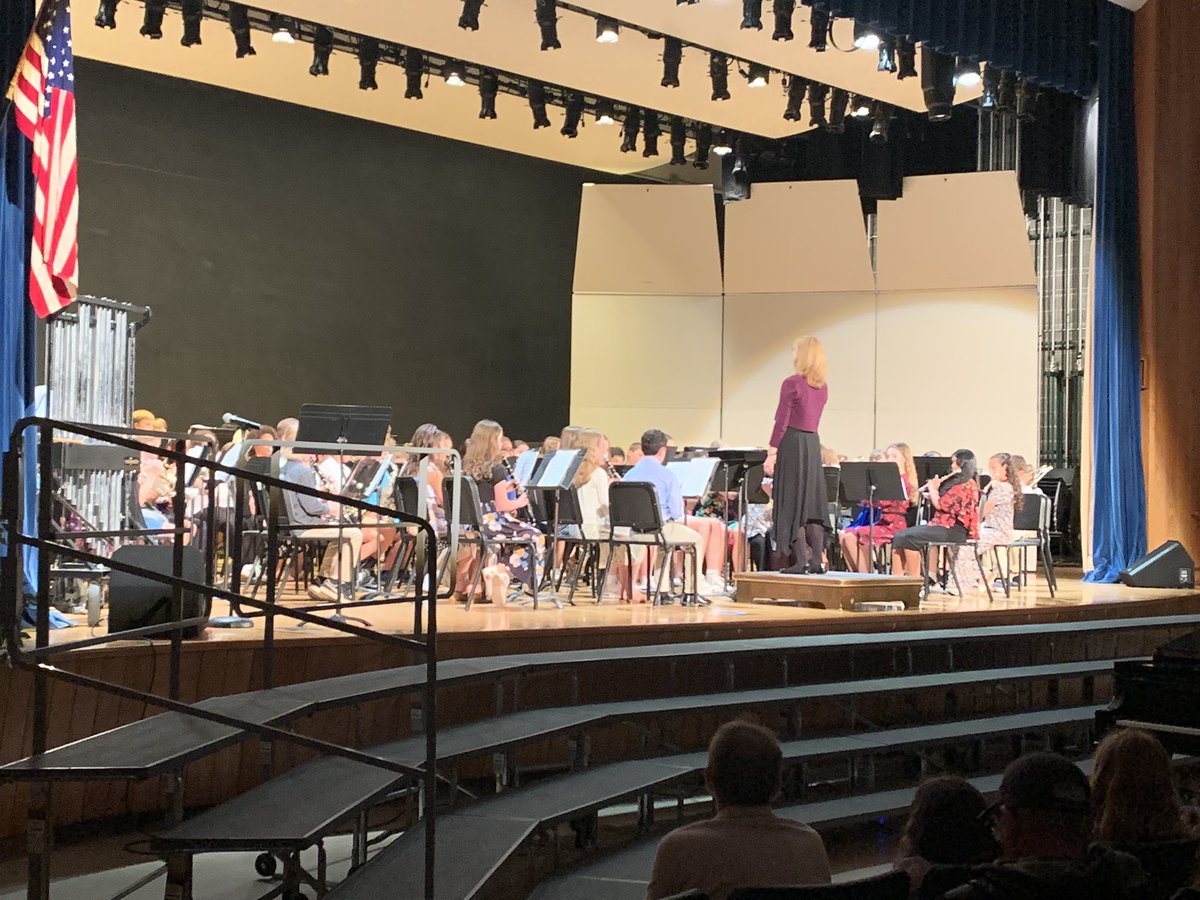 Great start to a special night as we celebrate our band, orchestra, and chorus and Mrs. Grener for her service, leadership, and dedication! Bravo! <a href="/MrsGrenerMusic/">MGrener 🎶 🎵</a> <a href="/WGFineArts/">West Genesee Fine Arts</a> <a href="/WestGeneseeCSD/">West Genesee Schools</a>