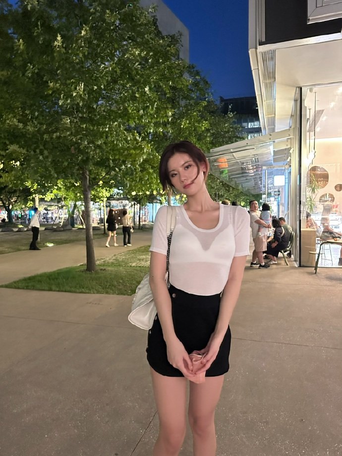 如果化野的朝露不会消失，鸟部山头的青烟一直弥漫在天空，将是何等的索然无味，因为这世上一切都是无常的，所以才格外美好。@cporgyuniverseR @CPorgyUniverse @HotMediaLuckLot https://t.co/22GMv7p7oE