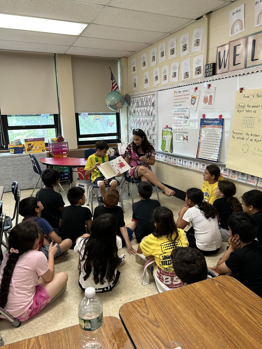 MrsBradyCCS's tweet photo. What a great way to celebrate a birthday! Thank you Mrs. Karla for being our guest reader. Happy birthday, Rohan! 💙🥳 #wearebethpage https://t.co/0t0yYxzoSR