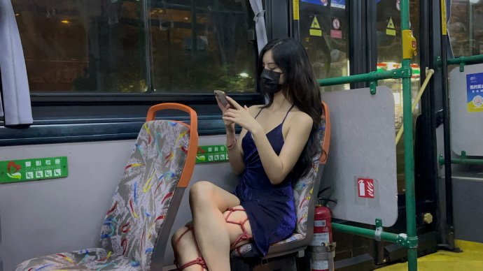 春风沉醉的夜晚，遇见过你，从此东南西北风一样了，清晨也是夜晚了，不想你也是想你了。@cporgyuniverseR @CPorgyUniverse @HotMediaLuckLot https://t.co/tuyaCQmXuj