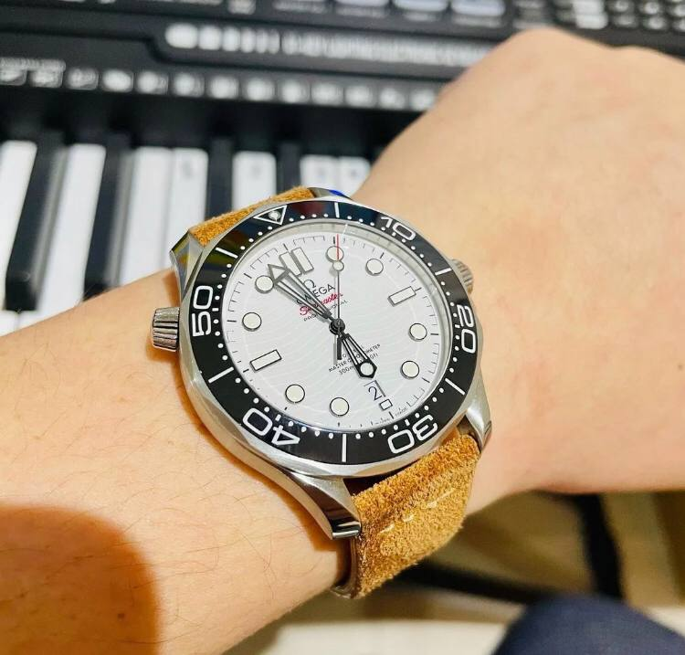 tyu_t60503's tweet photo. It is the type that can look very good when worn by honorable men

#wristwatch #wristband #handwatch #FolloMe https://t.co/KBTpMw83tC