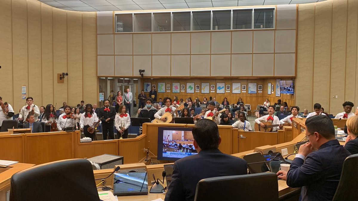 rsperli's tweet photo. @sdbellmiddle Mariachi students impressed #sandiego City Council members today and we thanked them for their support of the @VAPAFoundSD! #artseducation #mariachi https://t.co/hnys1sns1B