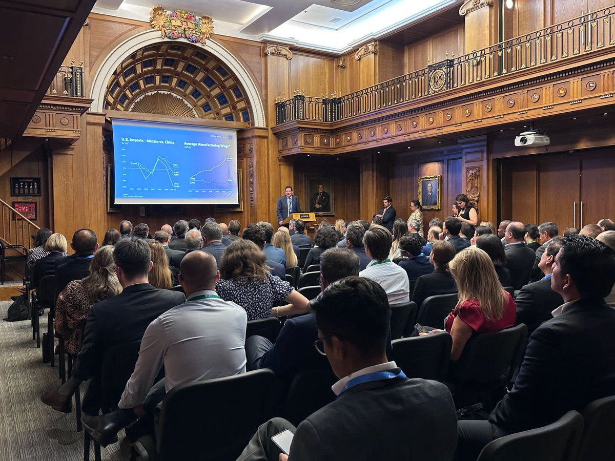 Maria Ariza tweet media