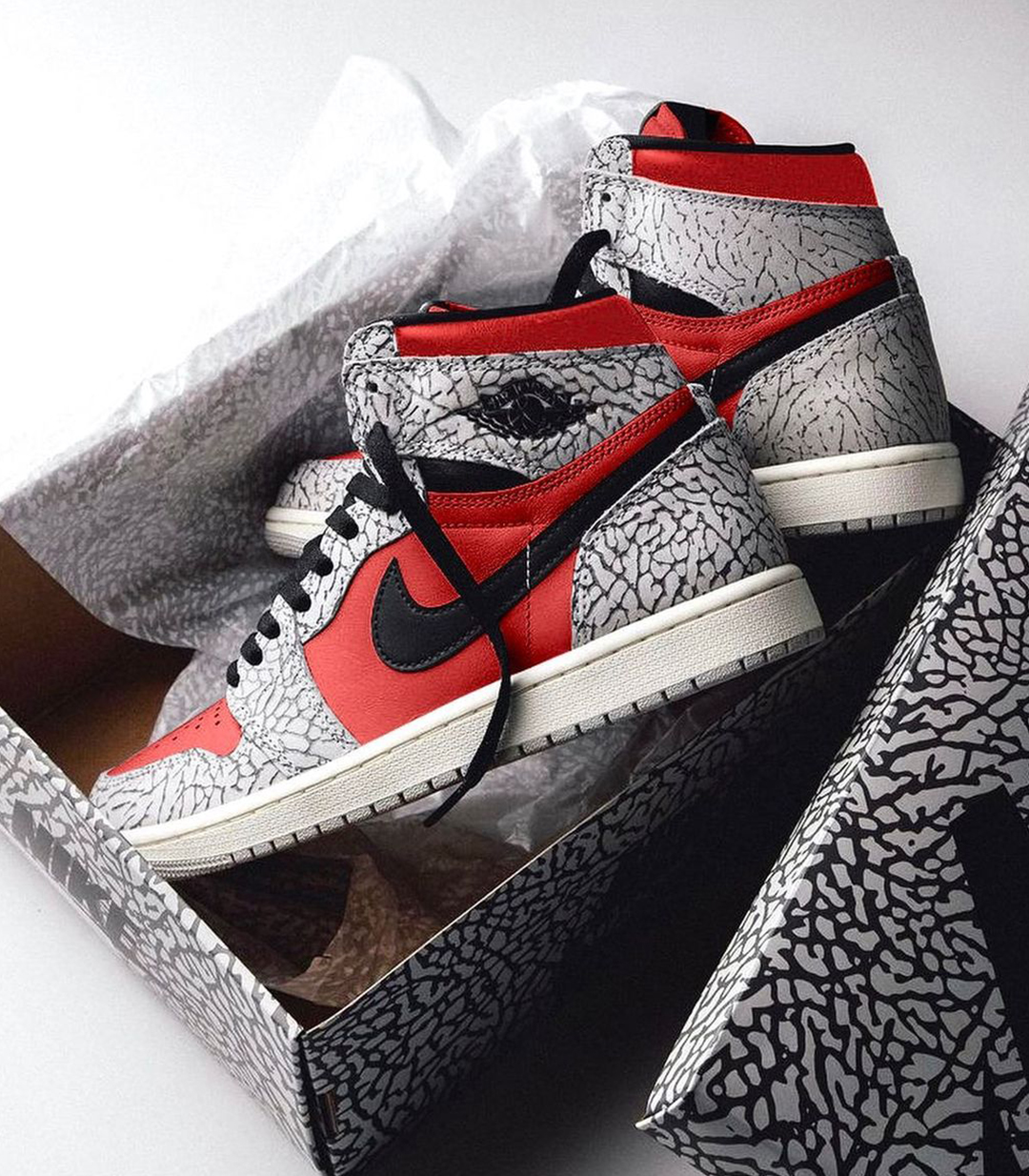 Sneaker News on X: Air Jordan 1 Custom inspired by the Supreme x