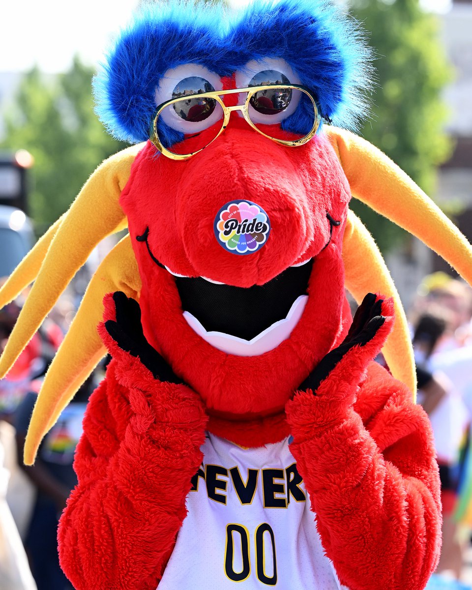 FreddyFever's tweet photo. I had so much fun walking in the Indy Pride Parade with our friends at @salesforce! 🏳️‍🌈 https://t.co/xOPPbLVxcO