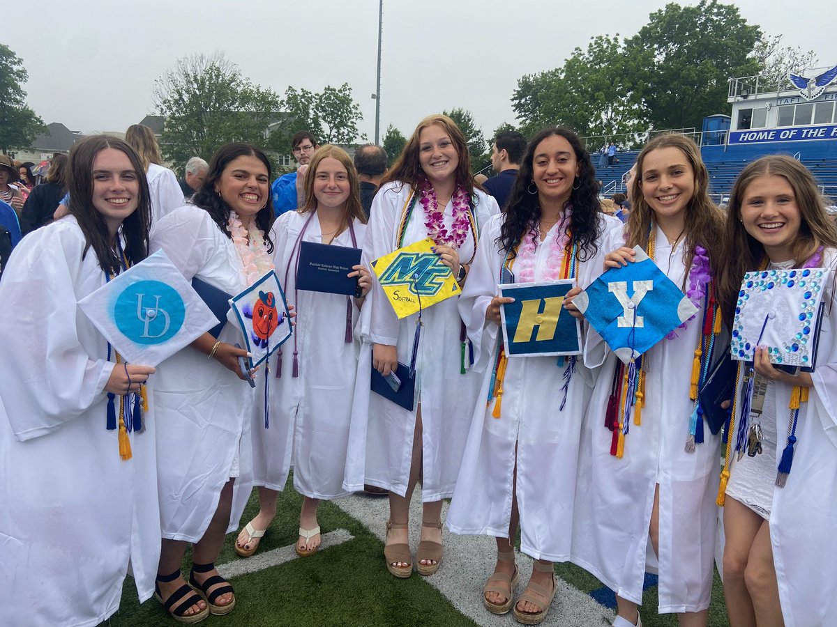 LudloweSB's tweet photo. Onto the next chapter for the Sensational Seven! You have left your legacy for others to follow! Champions in the classroom and on the field. We couldn’t be more proud of you all! #packforever 💙🐺🐺🐺🐺🐺🐺🐺🤍 https://t.co/8wlXWvUzLZ
