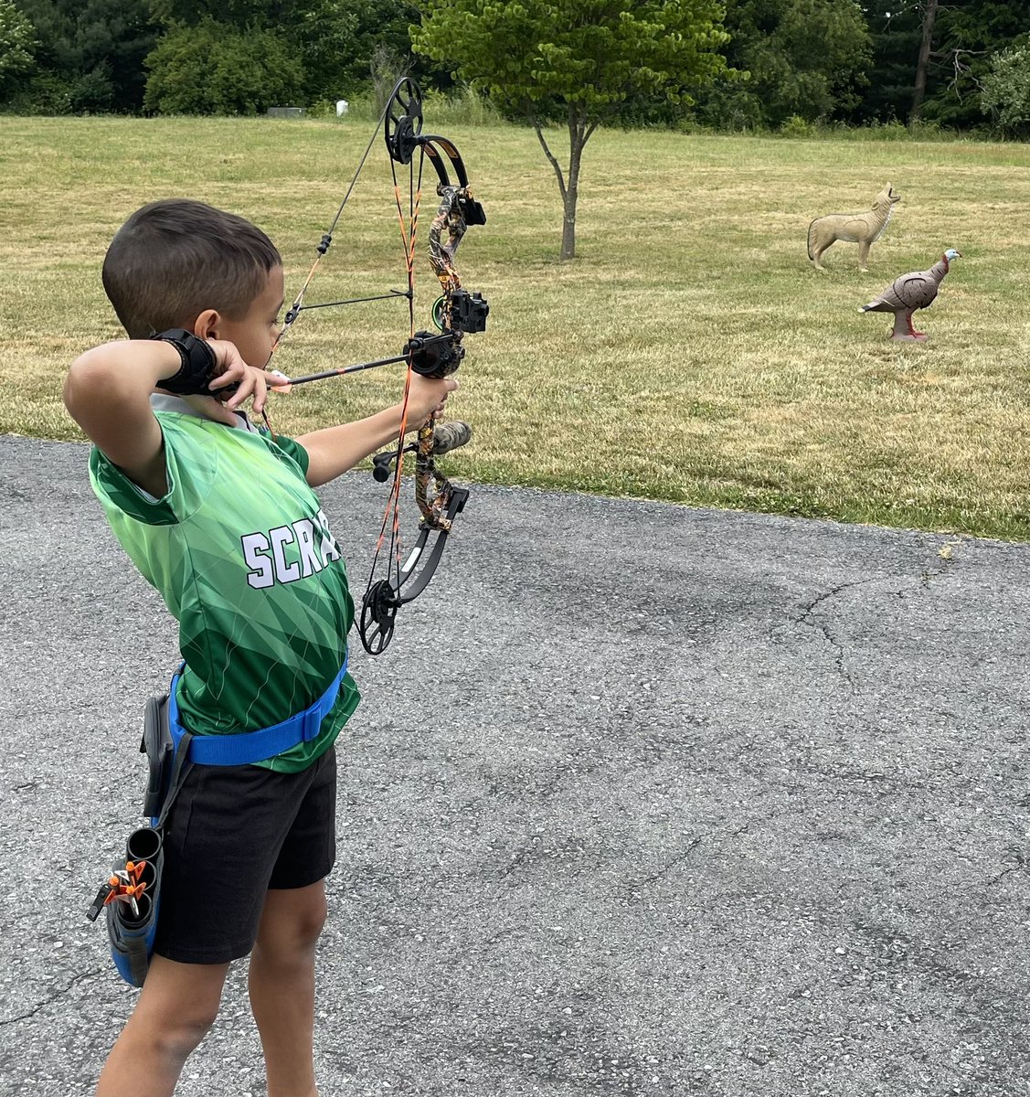 Getting ready for our trip to the S3DA National Championship before the rain starts. #beararchery #bearroyale #madeintheusa #targetpratice #eastonarrows #eastonarchery #eastonbully #blackoutarcherytargets #blackoutarchery @BearArchery @EastonArrows @Cabelas @BassProShops