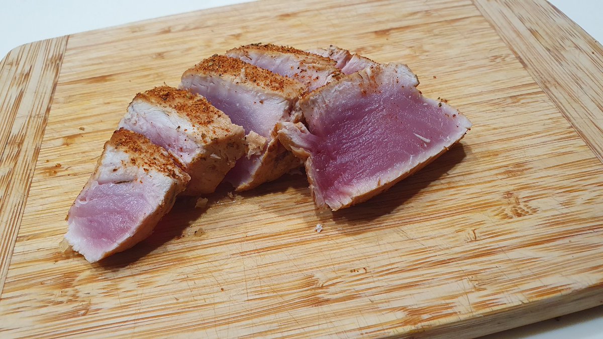 Oh #bermuda tuna. #mykitchen #sushi #searedtuna