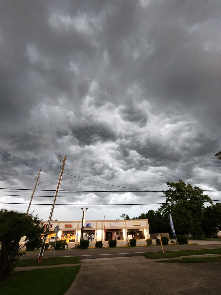 rue_de_la_kewl's tweet photo. @MargaretOrr 

Right now in #longbeachms https://t.co/lrOlFmIeMA