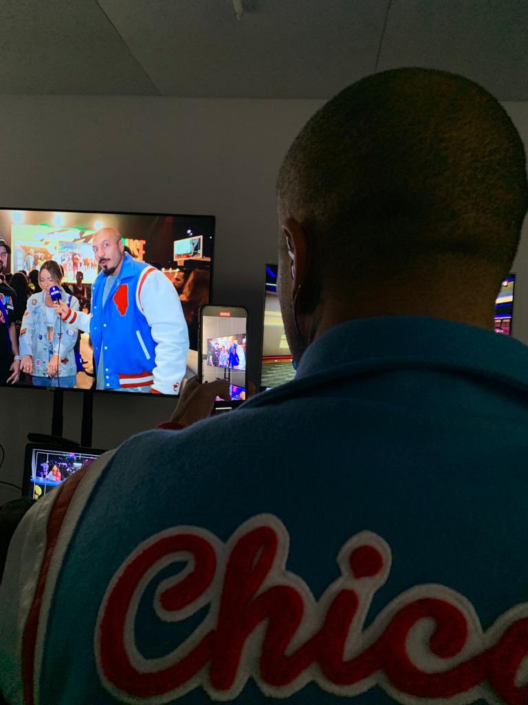 femedeirostt's tweet image. Eu assistindo o @femedeirostt 

@NBABrasil #NBAHouse