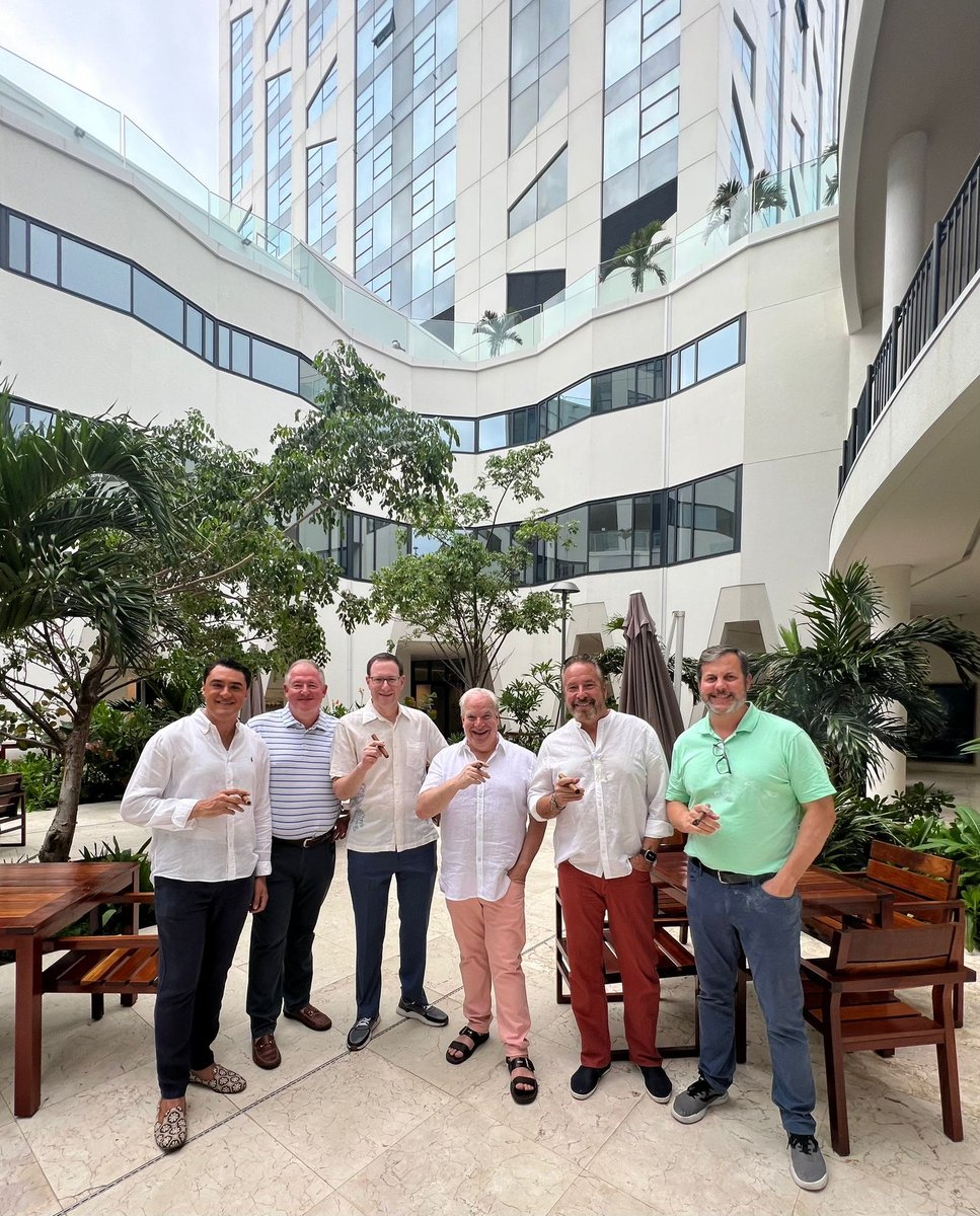 HiltonGlobal_HQ's tweet photo. AVP, @MDrabich, traveled to Havana, Cuba last week to participate in an exclusive family office, RIA, and HNWI retreat-style conference hosted by @JABOYProduction. #duediligence #globalleadership https://t.co/R2iX1o8N9f