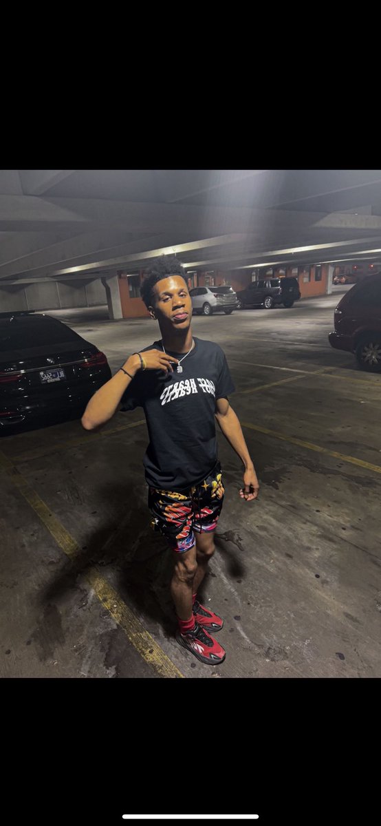_jaylon3's tweet photo. outside everyday 🫣 https://t.co/r1JAaL2MCk