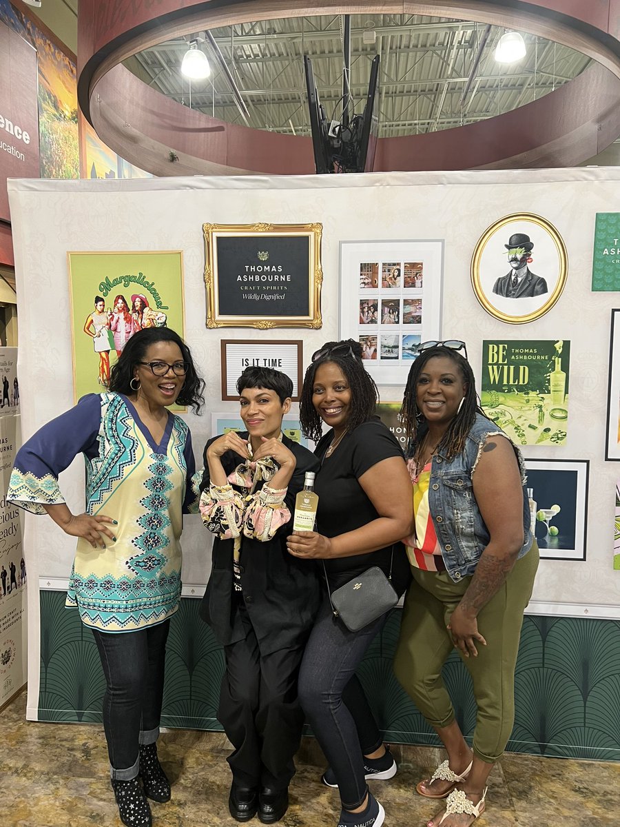 LovelymarisaT's tweet photo. When #CQDFW supports another #CQ Fam! Congrats @rosariodawson on your #MargaliciousMargarita launch! ๐๐๐
@invisible_bop
@iammari923
Thank you as always @dnice for our incredible #sCQuad tribe all around the world! ๐ ๐ซถ๐พ https://t.co/K8BL94mtHj