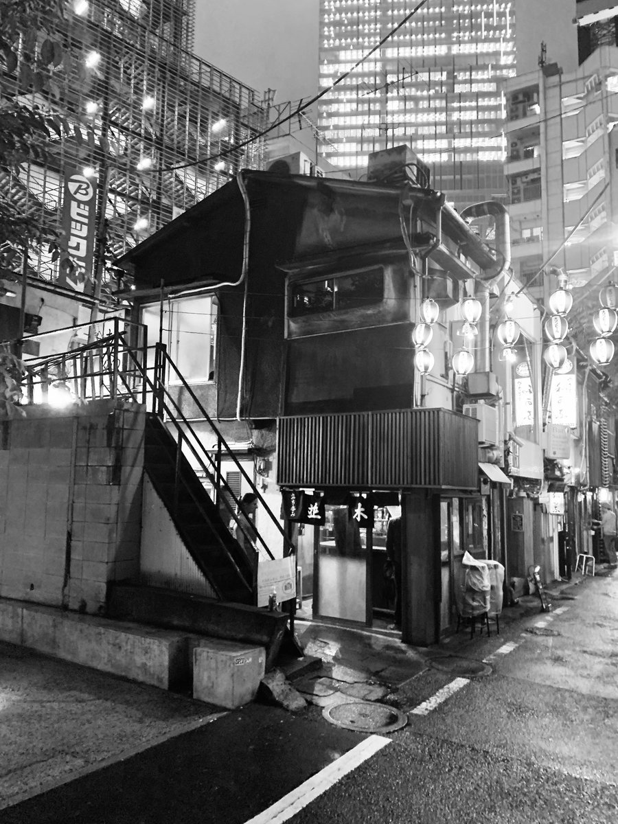 CPU_Ai_atelier's tweet image. Shibuya’s streetscape varies wildly, a visual contrast between traditional and contemporary architecture. Picture is a structure shaped by ‘Izakaya’ culture.

@TheMSArch @CPU_Ai_atelier

 #CPUai #CodeYourOwnTools #UrbanMetabolism #BradshawGassTrust @complexurbanism 

@ragbodan