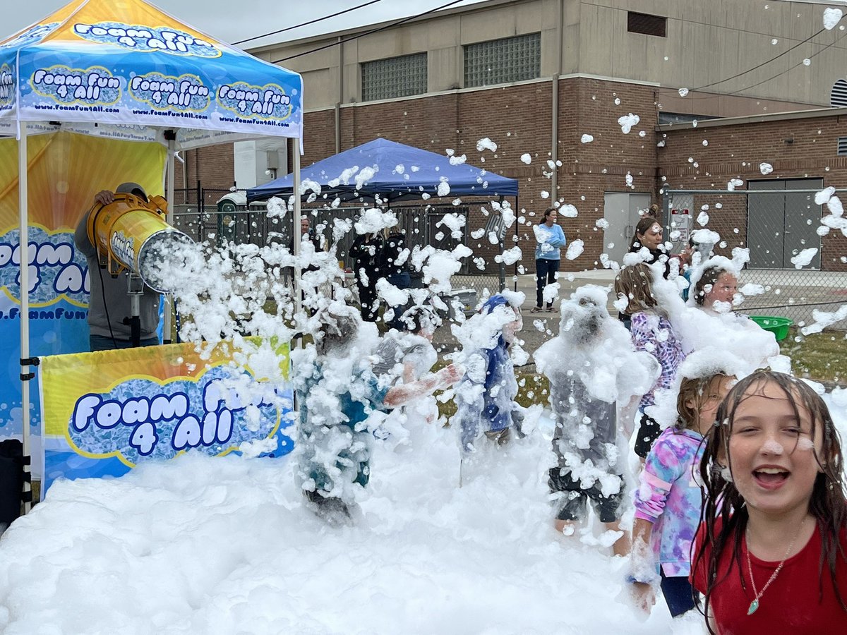 The biggest hit of the day was the foam machine!  Students absolutely enjoyed it!  <a href="/SLCSBartlett/">Bartlett Elementary</a>