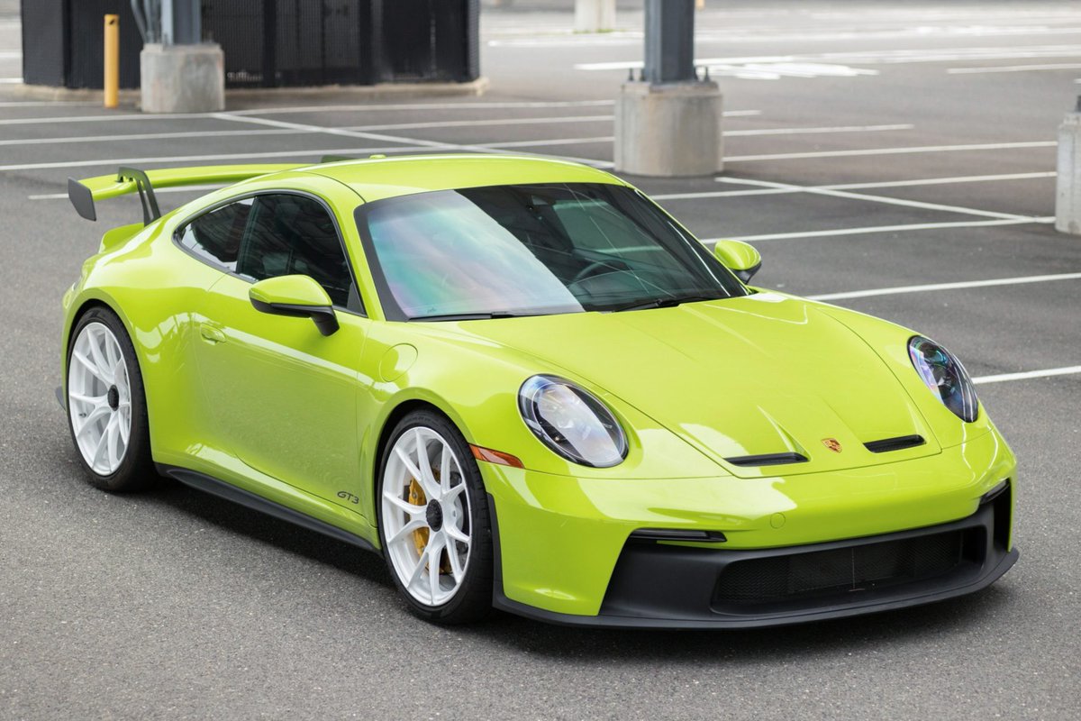 Now live at BaT Auctions: 2022 Porsche 911 GT3. bringatrailer.com/listing/2022-p…