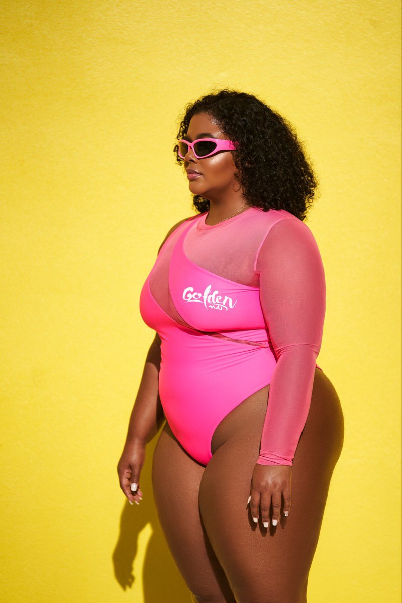 goldenmasband's tweet photo. Let's Revel the Road on Carnival Monday with "𝐅𝐀𝐍𝐓𝐀𝐒𝐘" or "𝗡𝗜𝗫"🔥🔥

Color Options: Pink and Orange

Designed by: @kaisokarni 

Models are wearing size : Small &amp; X-Large

Login to playmas and select your Monday wear option now! 

#GoldenMas #Goldenmasband #Spicemas https://t.co/7BoQP8aXb7