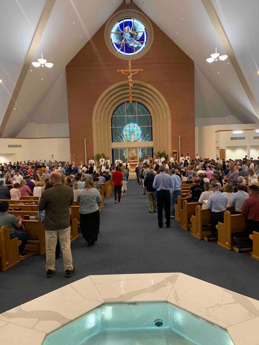 SetonCarmel's tweet photo. Even rain couldn’t dampen our love of the Blessed Sacrament yesterday. Thank you to the large crowd who were able to join us at SMG for the tri-parish Mass and Holy Hour. 

Soul of Christ, sanctify me.
Body of Christ, save me.
Blood of Christ, inebriate me.
Amen. https://t.co/fsxwIyRz56