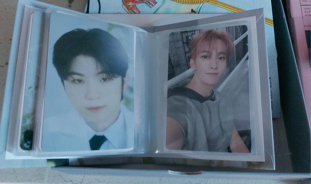 HwanEolin's tweet photo. May umuwi! ♥️ DK and Woozi ✨️
Thank you @Okaypopst, worth it ang pag-aantay. 🤩 ang ganda ganda! Until next budol! 🤣 #OPSproofs
#FML #SEVENTEEN https://t.co/EQBmyIRCpA