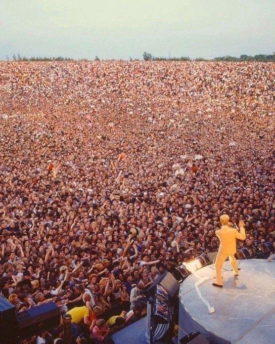 David Bowie performing at the Milton Keynes Bowl in 1983. ILoveManNipples