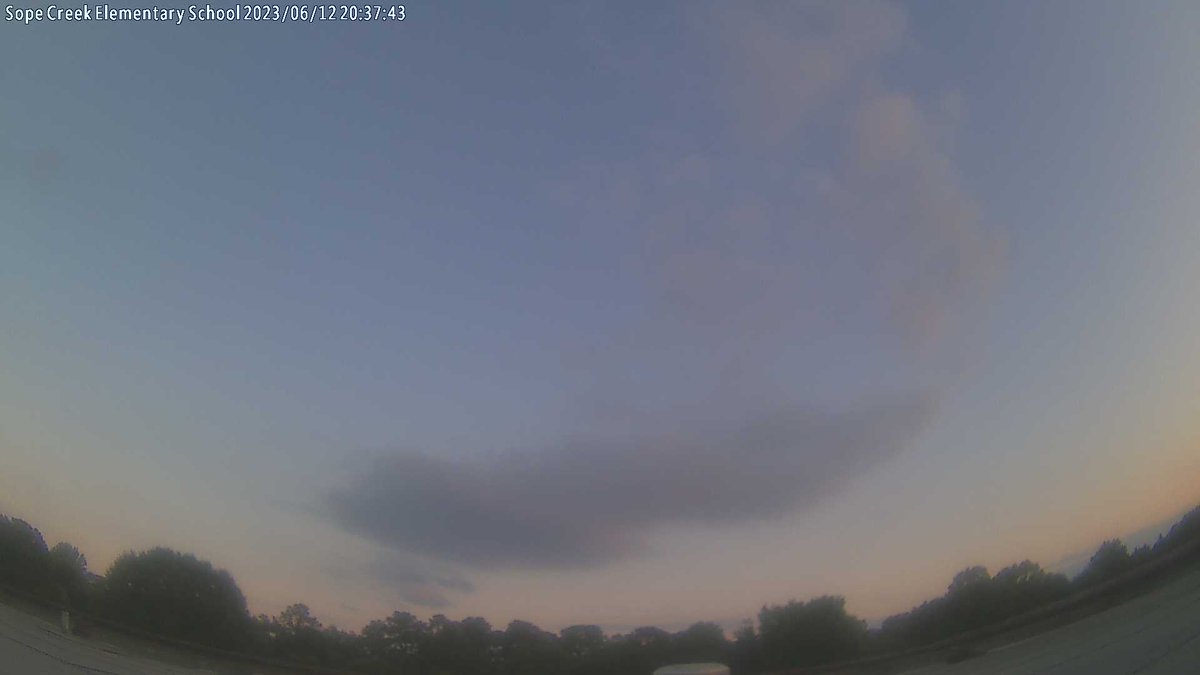 SCESWxSTEM's tweet photo. Sope Creek Elementary School at sunset and it's 73.1 F. https://t.co/b73FI16vy3