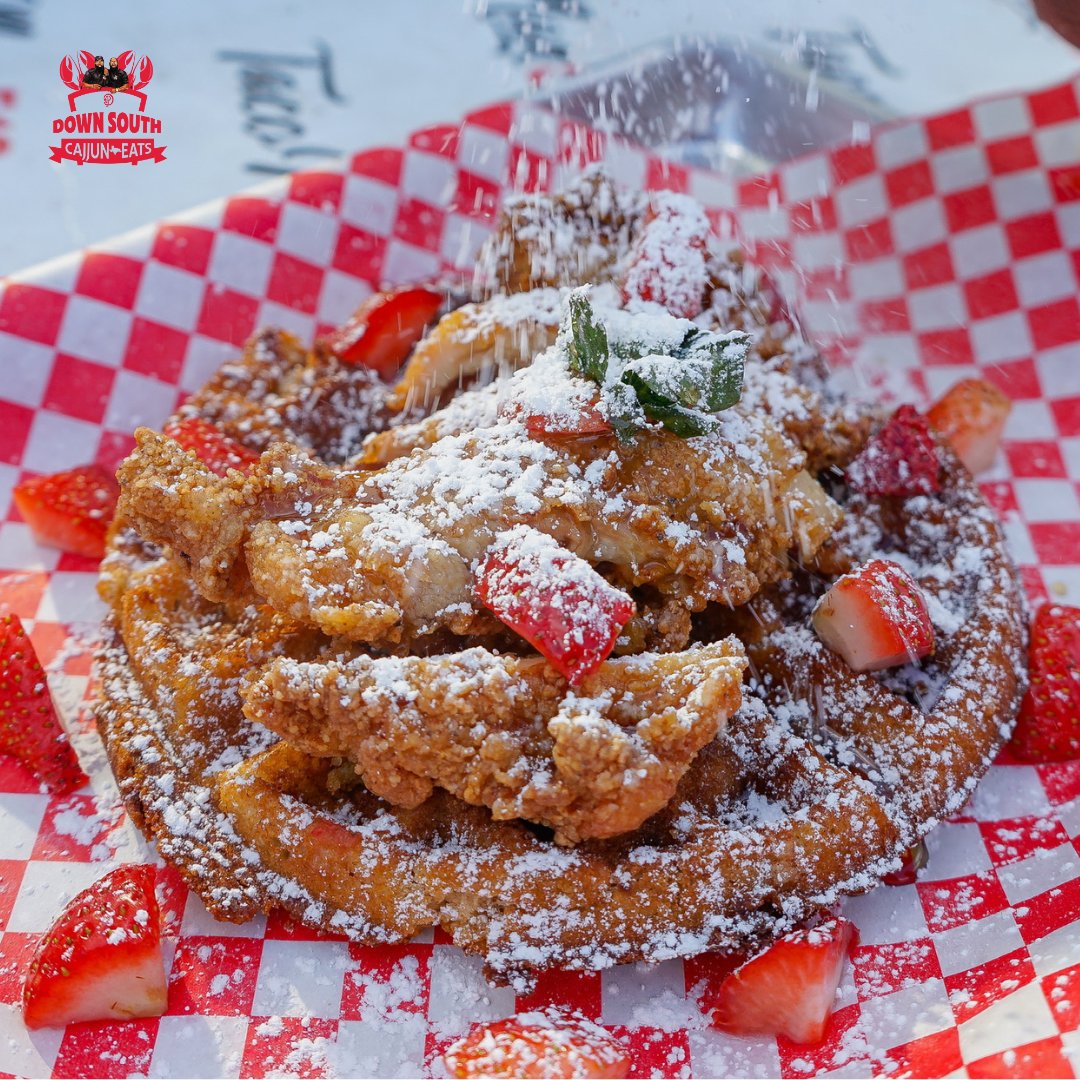 CaJJunEats's tweet photo. We're cooking up some new signature dishes at Down South Cajjun Eats! 😏  In the replies, you can help us create a new &amp; improved menu to satisfy your taste buds 😝 

What's your go-to Cajjun Eats dish? 👀 https://t.co/jSZLAlDUma