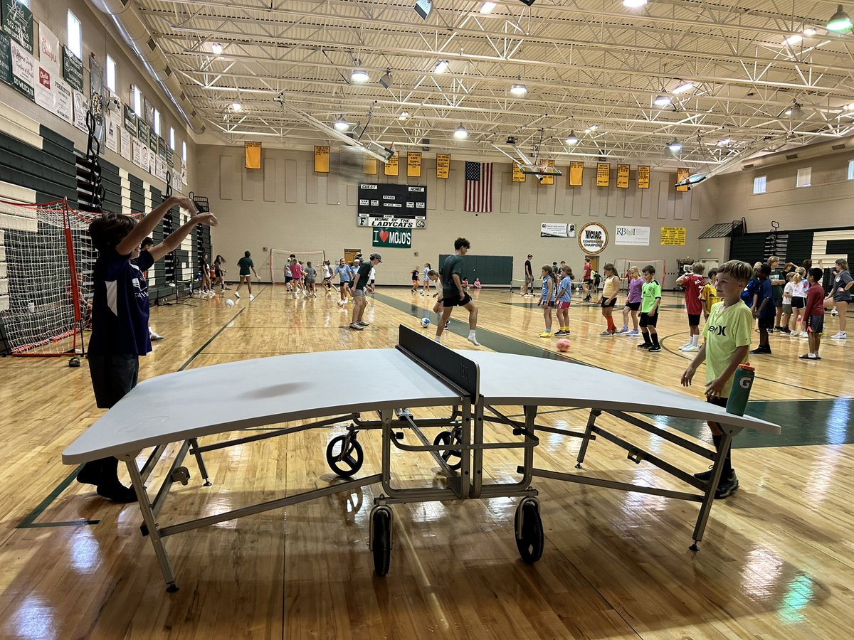 FHS_SOCCER_'s tweet photo. What a great first day of camp! Session 1 started off strong today, and our campers and counselors are having a blast! 💛💚⚽️ @FHS_Athletics1 https://t.co/6GJsg5OFXU