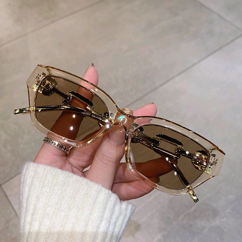 todailysa's tweet photo. Kacamata Model Mata Kucing Warna-Warni Untuk Wanita
https://t.co/m8iO62uwLJ

#racunshopee #racunbelanja #kacamata #Fashionable #eyecat #zonauang #zonajajan https://t.co/pWsACZH0sb