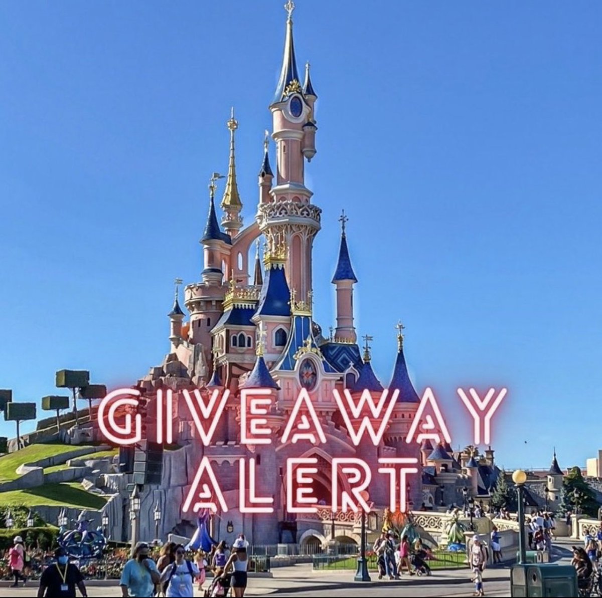 kinomakesmovies's tweet photo. We've got another GIVEAWAY!!! This time it's 2 tickets to DISNEYLAND! 

Head over to our instagram account to enter: https://t.co/ZtN3FE4YPM https://t.co/GkzJH3kRKJ